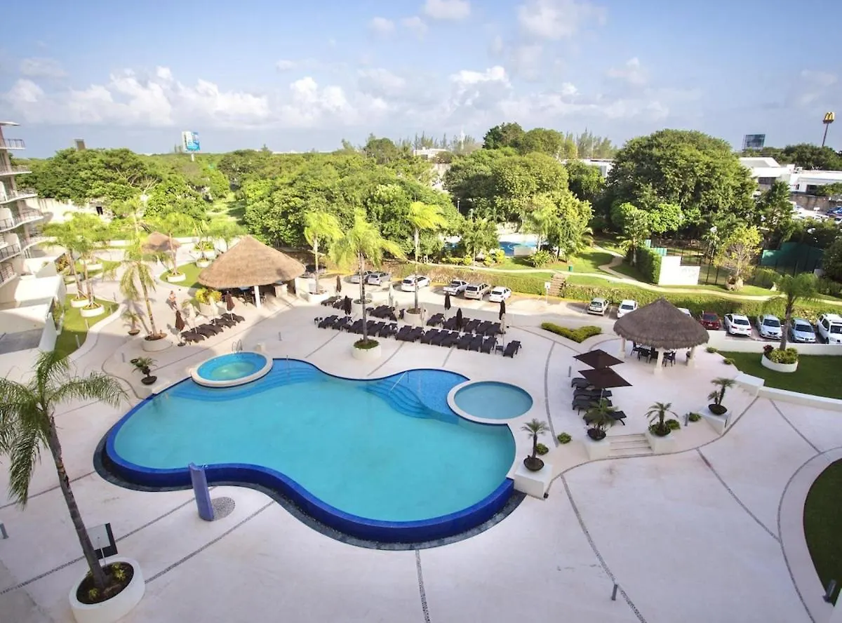 2 Bedroom Apartment - Pool & Jacuzzi Cancun