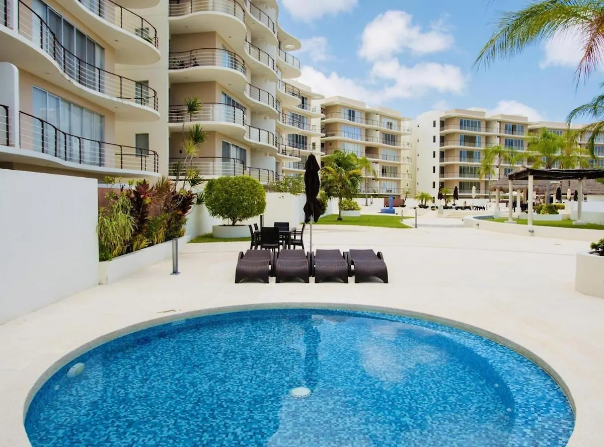 2 Bedroom Apartment - Pool & Jacuzzi Cancun 0*,
